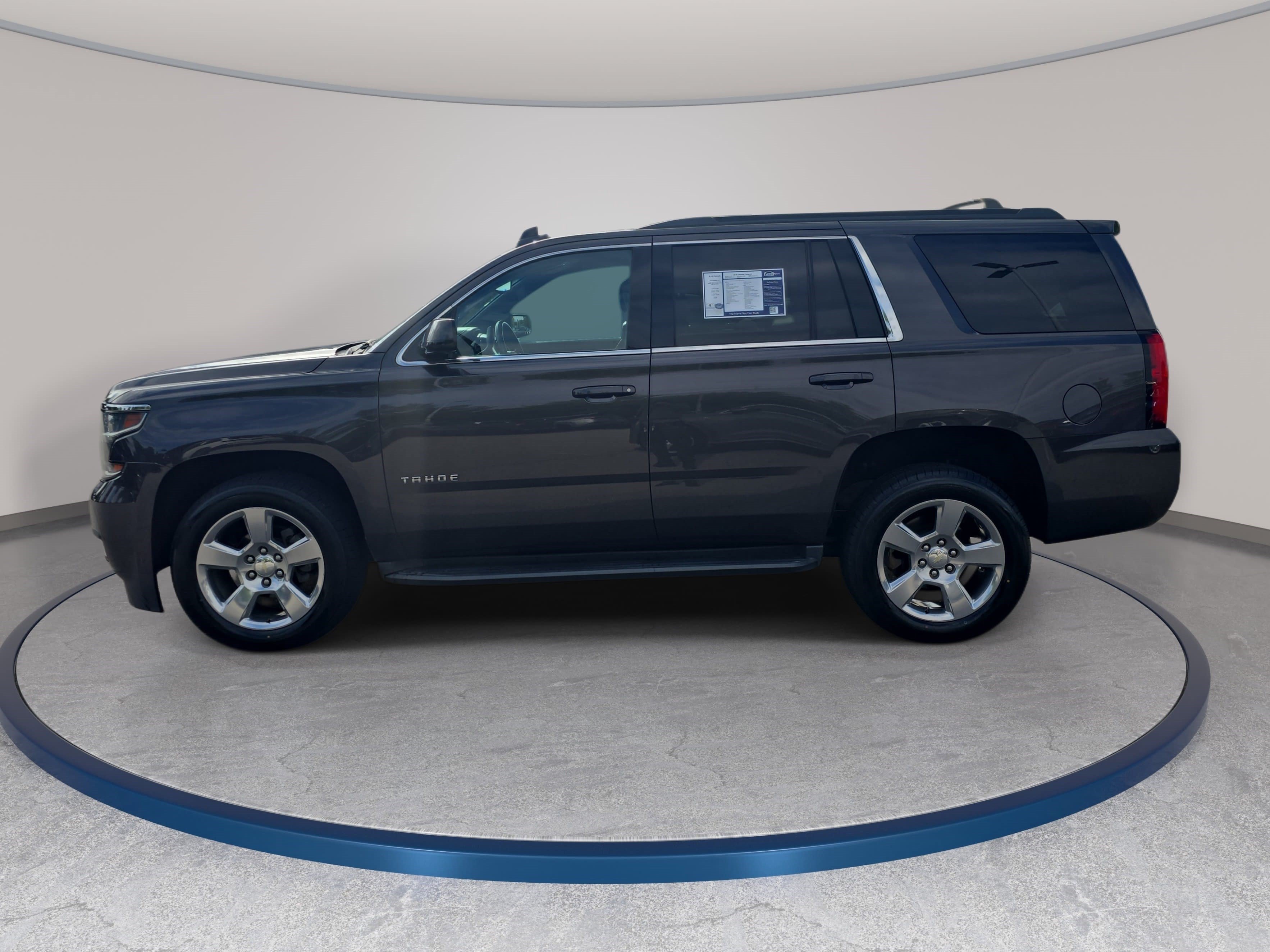 Used 2018 Chevrolet Tahoe LS w/ Enhanced Driver Alert Package RWD image 8