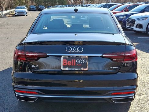 Used 2023 Audi A4 2.0T Premium w/ Convenience Package image 11