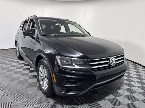 Used 2018 Volkswagen Tiguan image 10