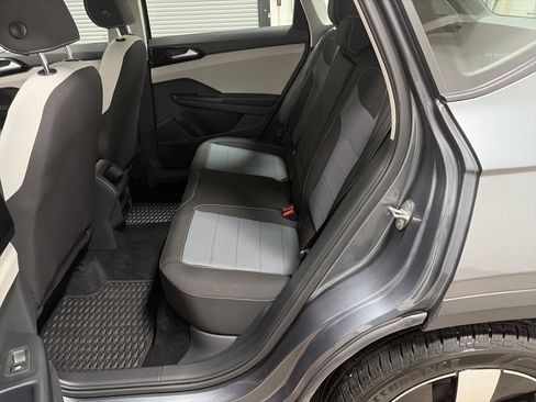 Certified 2025 Volkswagen Taos S image 24