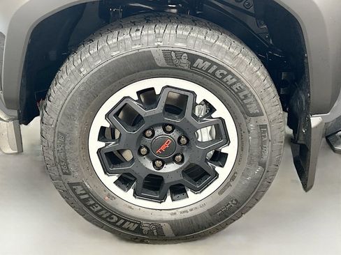 New 2026 Toyota 4Runner TRD Off-Road Premium AWD/4WD image 30