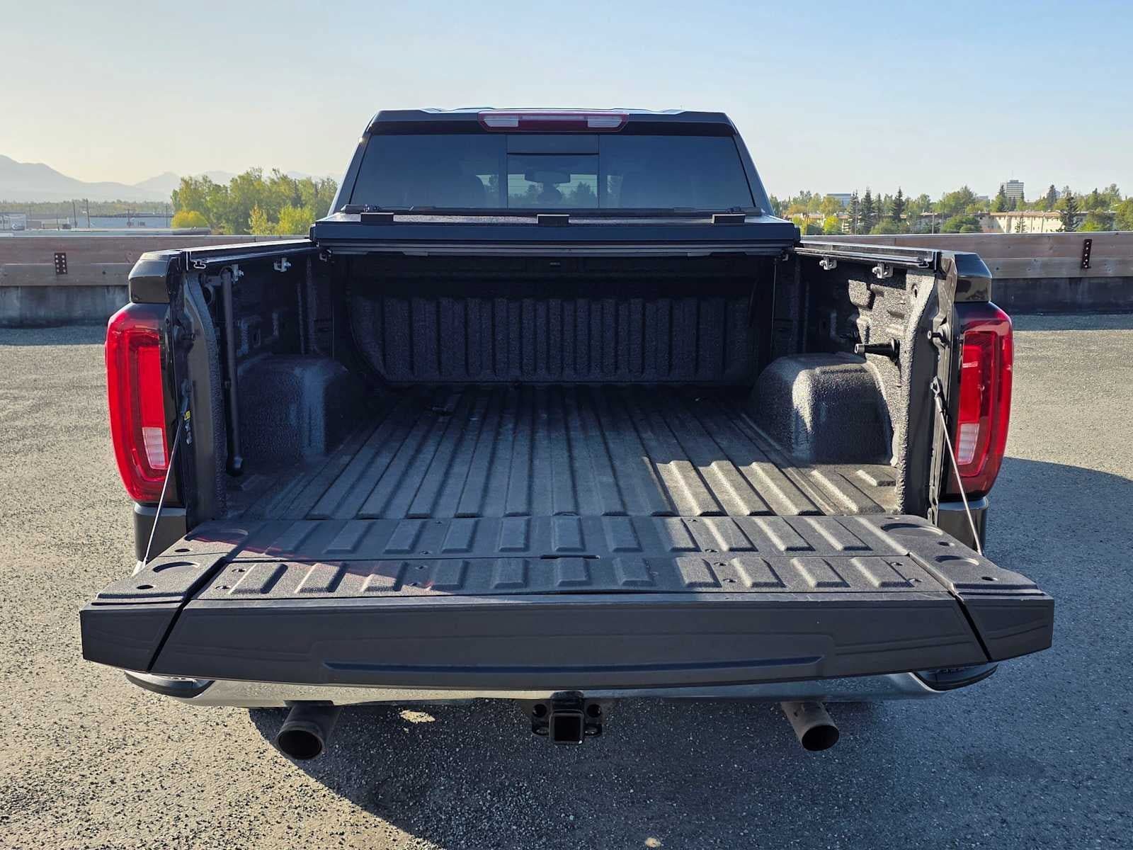 Certified 2021 GMC Sierra 1500 SLT w/ SLT Premium Package AWD/4WD image 13