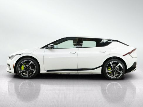 Used 2023 Kia EV6 GT AWD/4WD image 2