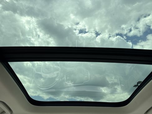 Used 2019 Volvo XC90 T6 Momentum w/ Advanced Package AWD/4WD image 27