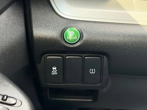 Used 2016 Honda CR-V SE image 19