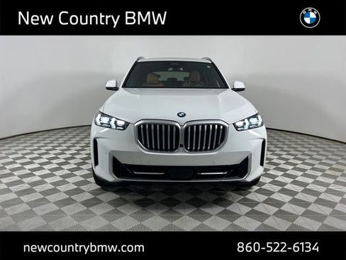 Used 2026 BMW X5 xDrive40i w/ Premium Package AWD/4WD image 2