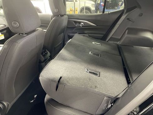 Used 2026 Chevrolet Equinox EV LT FWD image 24