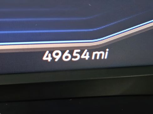 Used 2022 Volkswagen Atlas Cross Sport SEL R-Line w/ Cross Sport MDO Package image 39