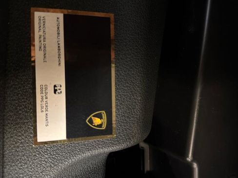 Used 2022 Lamborghini Urus image 26