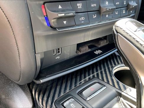 Used 2021 Maserati Ghibli Trofeo RWD image 31