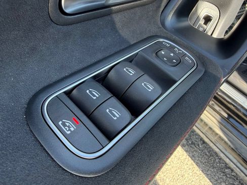 Used 2025 Mercedes-Benz CLA 250 image 15