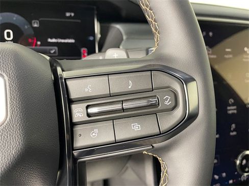 New 2026 GMC Acadia AT4 w/ Luxury Package image 7