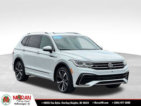 Certified 2024 Volkswagen Tiguan SEL R-Line AWD/4WD image 6