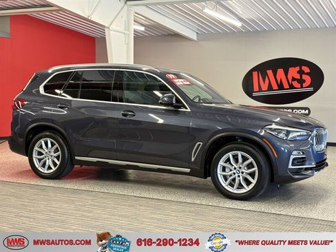 Used 2019 BMW X5 xDrive40i w/ Convenience Package AWD/4WD image 1
