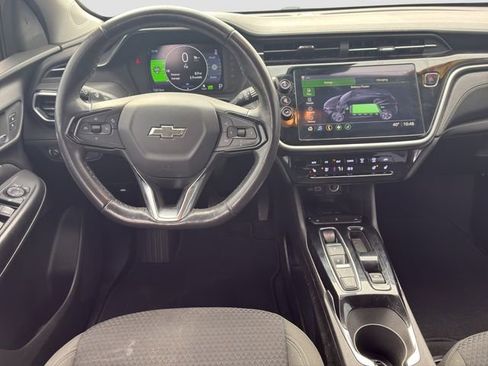 Used 2022 Chevrolet Bolt EUV LT w/ Comfort Package image 15