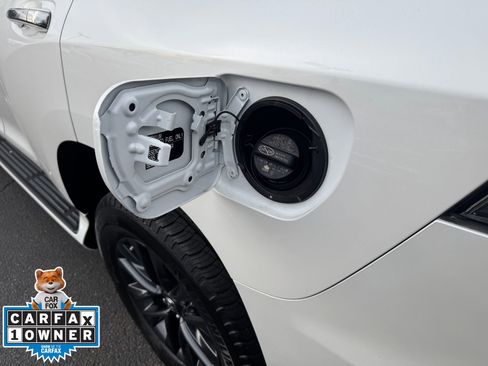 Used 2023 Lexus GX 460 Premium image 28