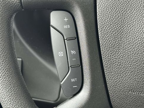 New 2024 Chevrolet Express 4500 Extended w/ Power Convenience Package image 12