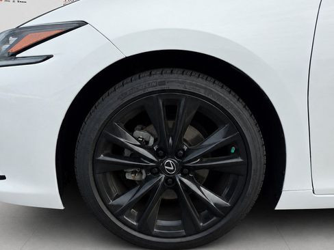 Used 2022 Lexus ES 300h F Sport w/ Accessory Package 2 FWD image 7
