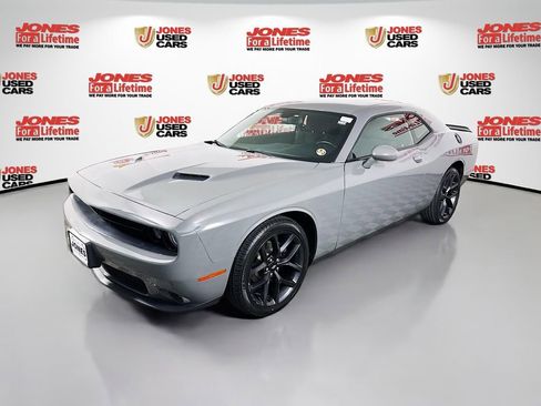 Used 2019 Dodge Challenger SXT w/ Blacktop Package image 14