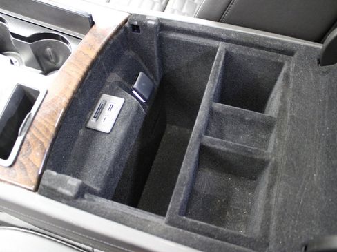 Used 2023 Cadillac Escalade ESV Sport Platinum w/ LPO, ONYX Package image 49