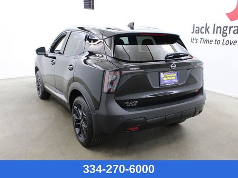 New 2026 Nissan Kicks SR w/ SR Premium Package image 2