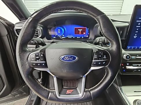 Used 2020 Ford Explorer ST w/ ST Street Pack image 26