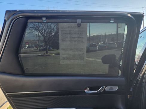 Used 2024 Hyundai Palisade Calligraphy image 14