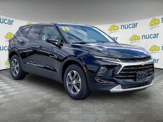 Used 2025 Chevrolet Blazer LT AWD/4WD video 1