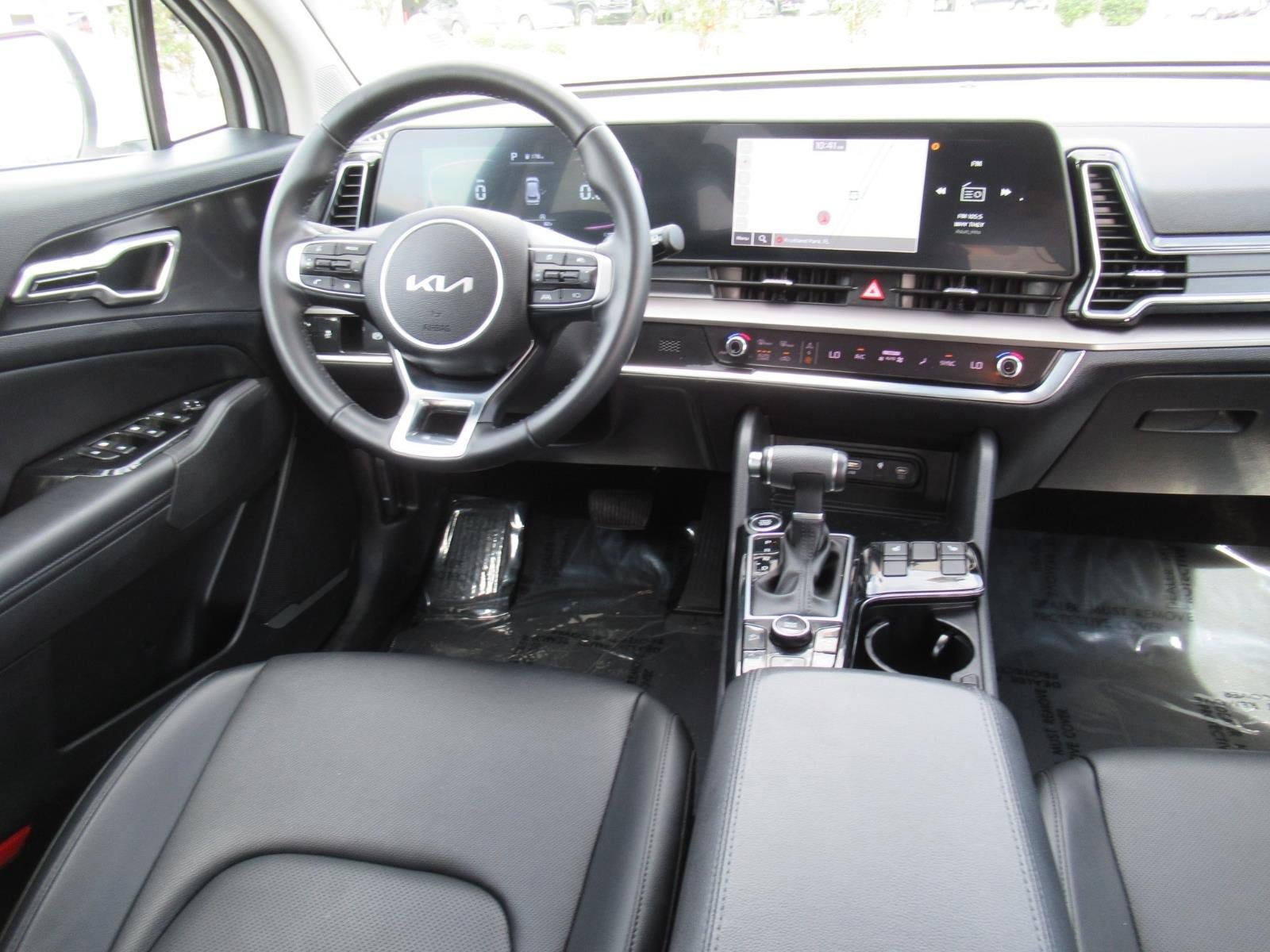 Used 2024 Kia Sportage EX FWD image 13