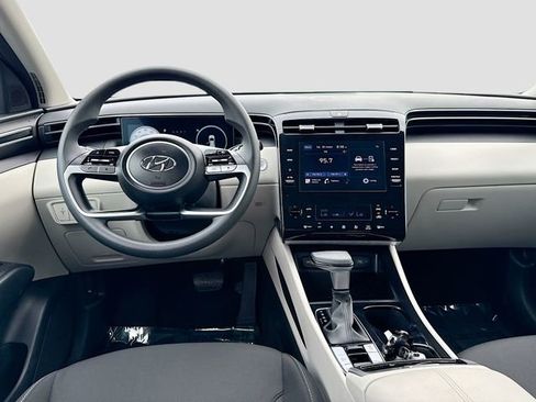 Certified 2024 Hyundai Tucson SEL FWD image 22