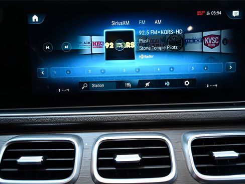 Used 2021 Mercedes-Benz GLE 350 4MATIC image 24