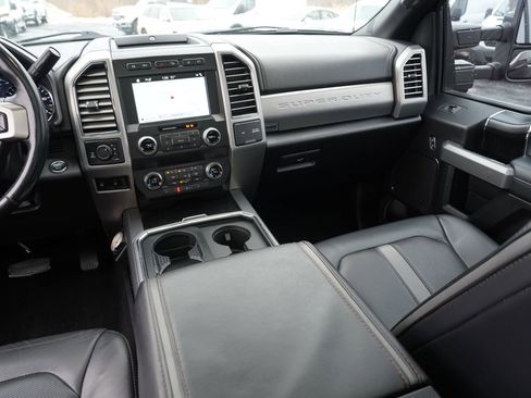 Used 2019 Ford F250 Platinum w/ Platinum Ultimate Package image 23