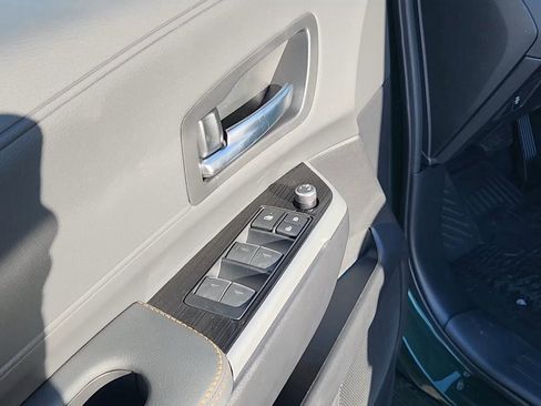 New 2026 Toyota Sienna XLE Woodland Edition image 9