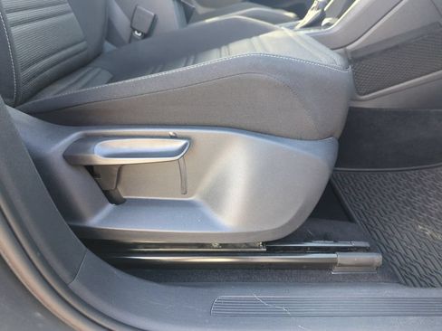 Certified 2022 Volkswagen Tiguan S FWD image 36