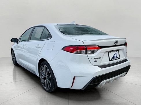 Used 2022 Toyota Corolla SE image 8