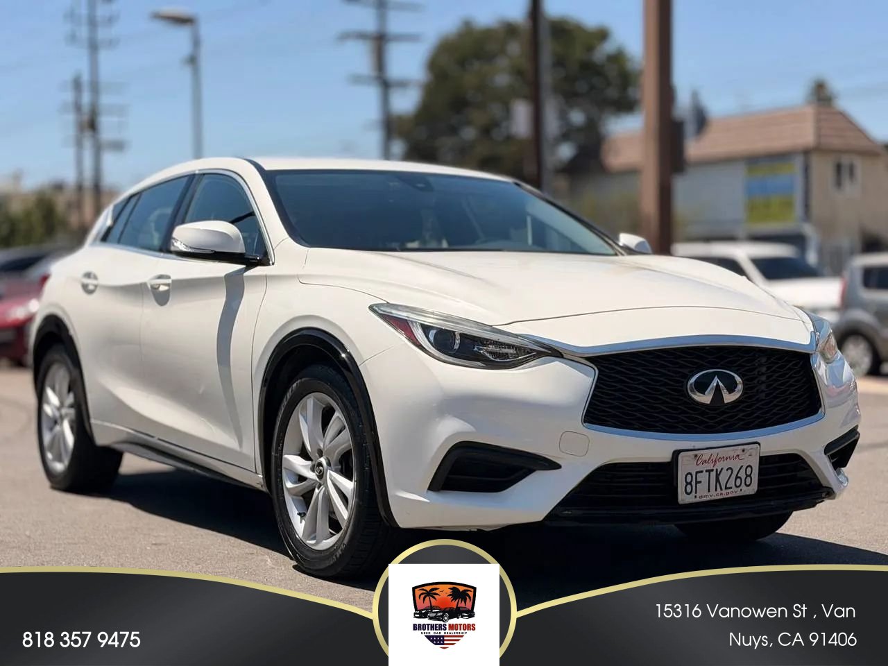 Used 2018 INFINITI QX30 FWD image 1