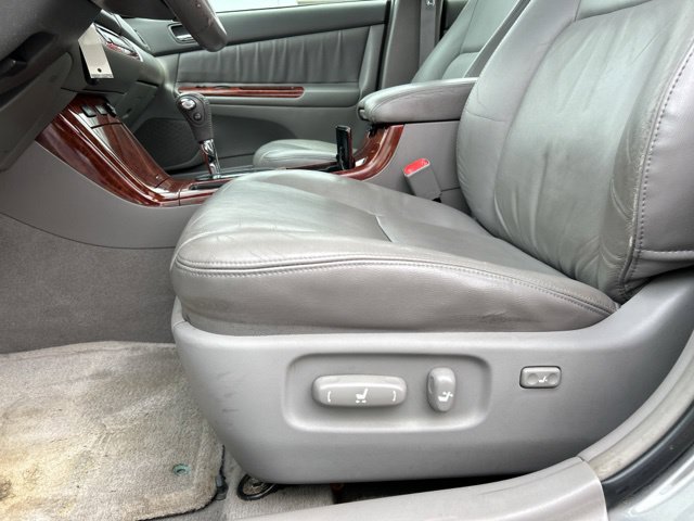 Used 2005 Toyota Camry XLE w/ VSC & Side Airbag Pkg FWD image 30