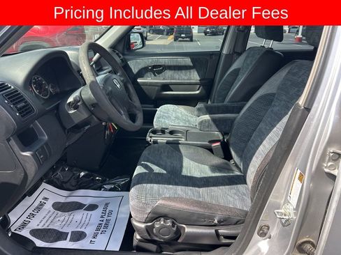 Used 2004 Honda CR-V LX image 2