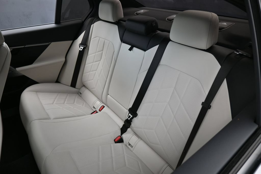 Used 2024 BMW 530i w/ M Sport Package RWD image 42