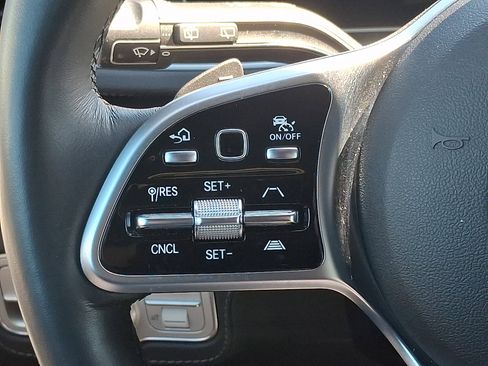 Used 2023 Mercedes-Benz GLS 580 4MATIC image 23