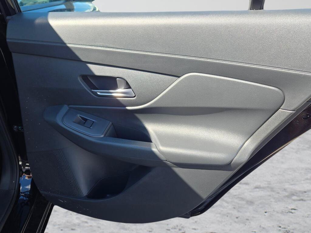 New 2026 Nissan Sentra SV w/ SV Convenience Package FWD image 9