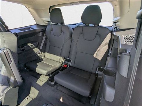 New 2026 Volvo XC90 T8 Plus w/ Protection Package AWD/4WD image 19