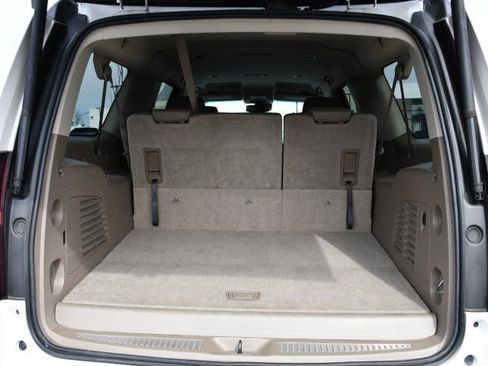 Used 2016 Chevrolet Suburban LT w/ Max Trailering Package image 27