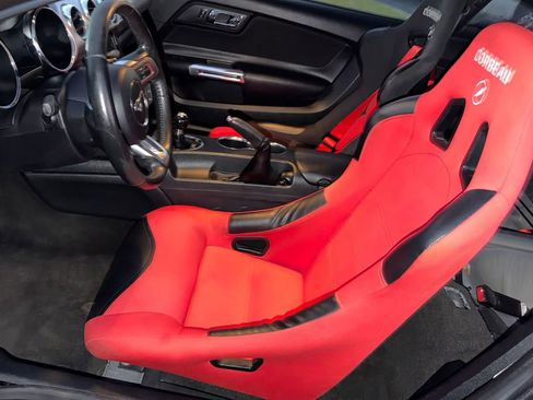 Used 2017 Ford Mustang GT image 23