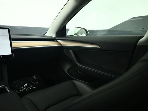 Used 2023 Tesla Model 3 Standard Range RWD image 43