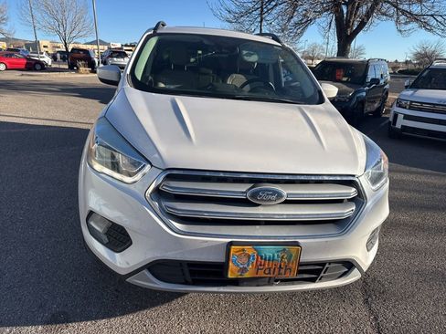 Used 2019 Ford Escape SEL image 3