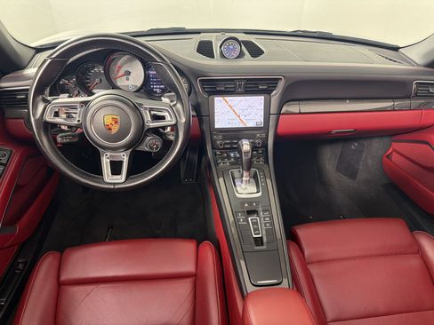 Certified 2019 Porsche 911 Carrera S RWD image 15