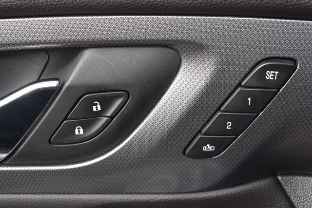 Used 2018 Chevrolet Traverse Premier AWD/4WD image 27
