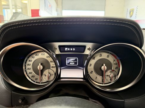 Used 2013 Mercedes-Benz SL 550 image 28