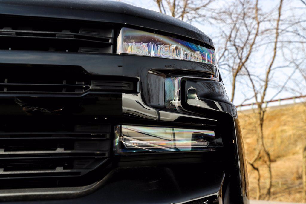 Used 2019 Chevrolet Silverado 1500 RST AWD/4WD image 3